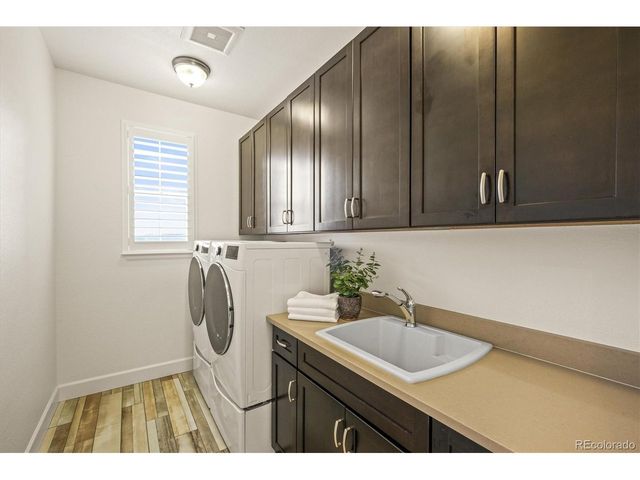 7875 S Grand Baker St, Aurora, CO 80016