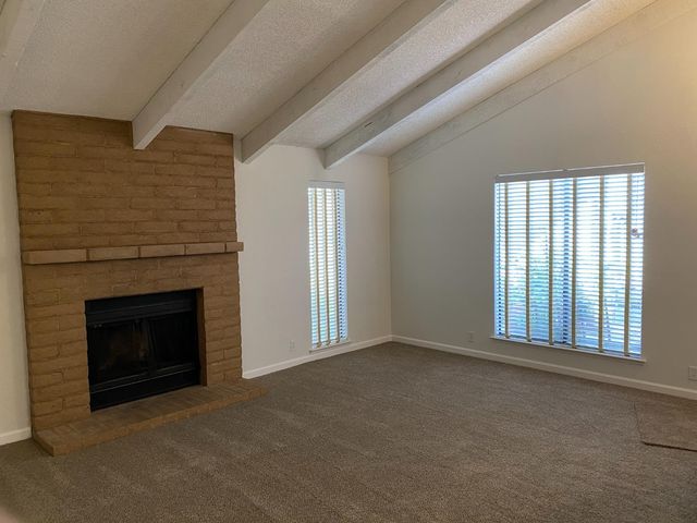 4619 N Emerson Avenue, Fresno, CA 93722