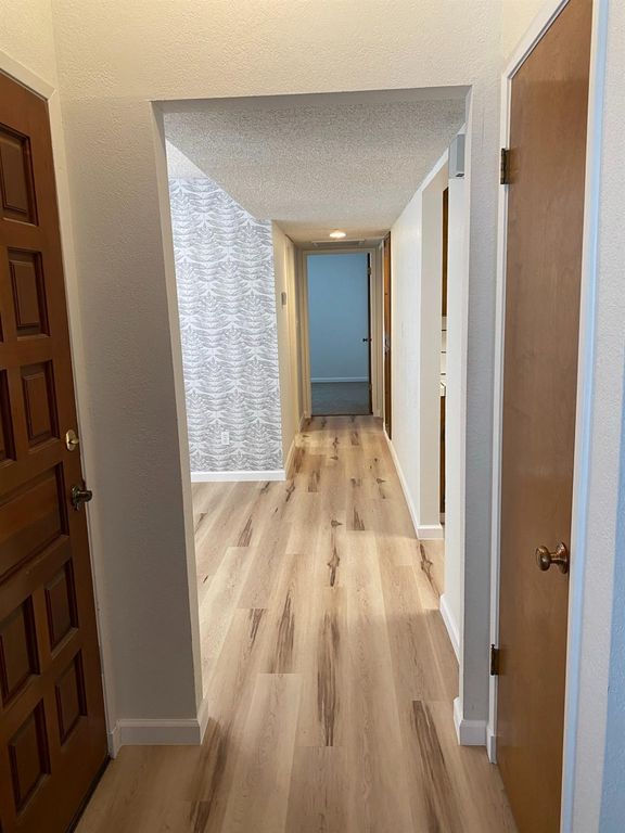 Image 13 of property listing at 4619 N Emerson Avenue, Fresno, CA 93722