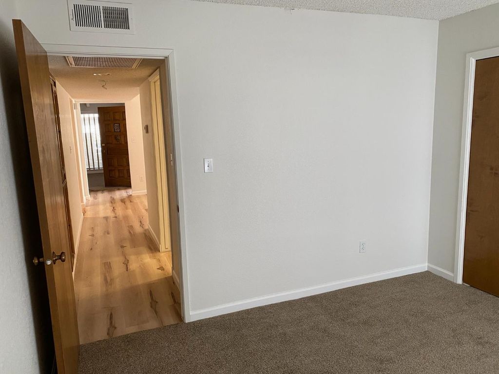Image 19 of property listing at 4619 N Emerson Avenue, Fresno, CA 93722