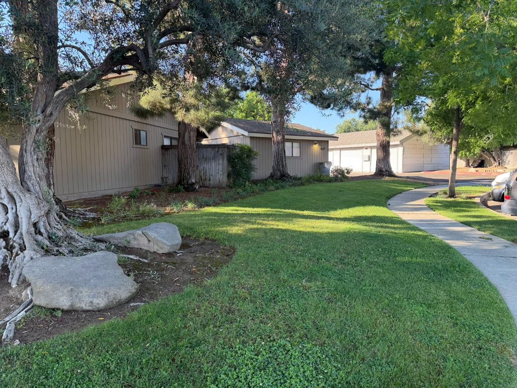 Image 4 of property listing at 4619 N Emerson Avenue, Fresno, CA 93722
