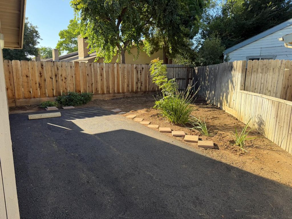 Image 42 of property listing at 4619 N Emerson Avenue, Fresno, CA 93722