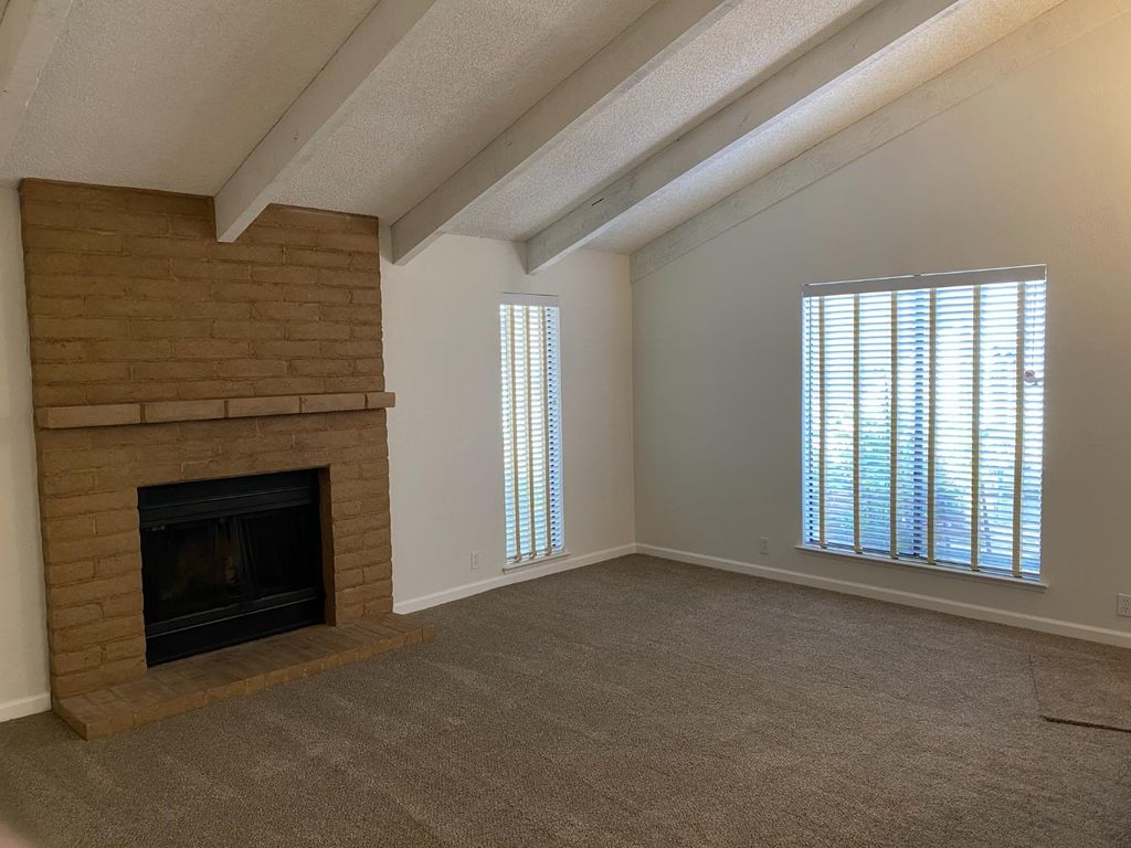 Image 7 of property listing at 4619 N Emerson Avenue, Fresno, CA 93722