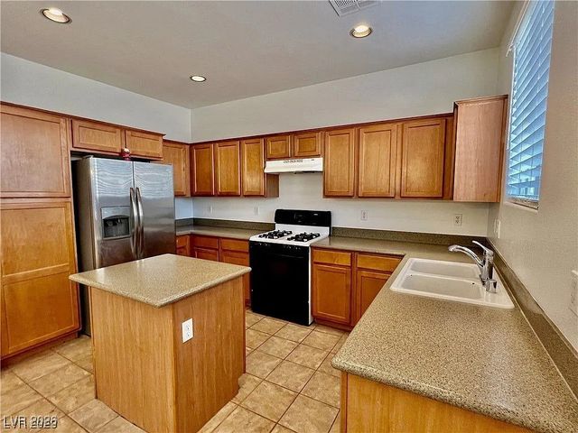 732 Blue Barrel Street, Henderson, NV 89011