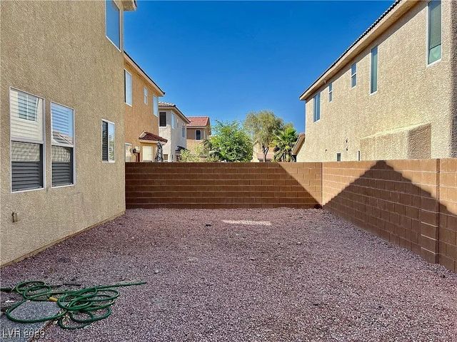 732 Blue Barrel Street, Henderson, NV 89011