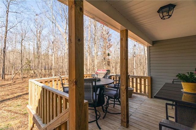 1004 Black Farm Road, Thomasville, NC 27360