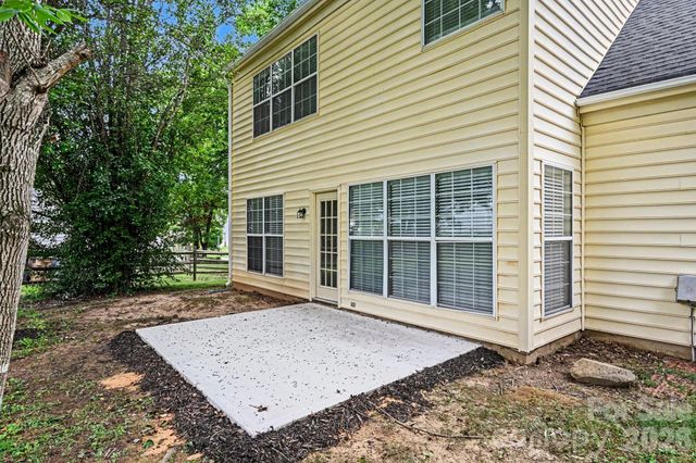 221 Aylesbury Lane, Indian Trail, NC 28079