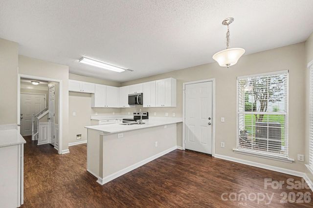 221 Aylesbury Lane, Indian Trail, NC 28079