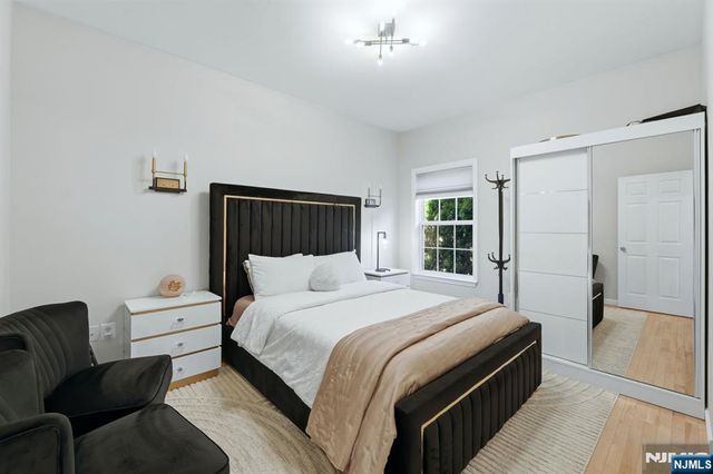 2 Butternut Lane, Monroe, NJ 08831
