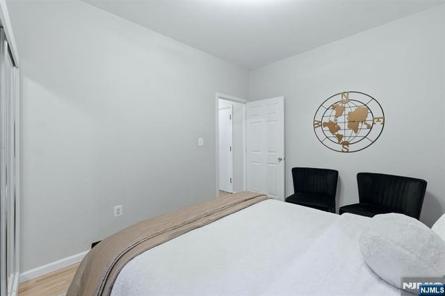 2 Butternut Lane, Monroe, NJ 08831