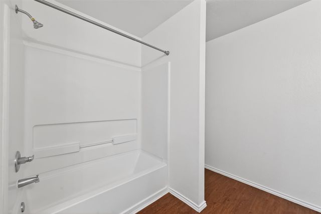 854 Darbydale Crossing Lane, Houston, TX 77090