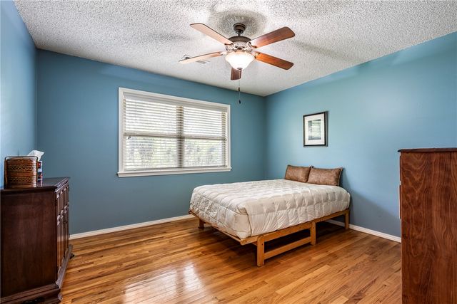 2917 Mayberry Lane, Fayetteville, AR 72703