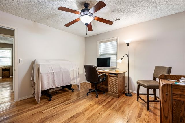 2917 Mayberry Lane, Fayetteville, AR 72703