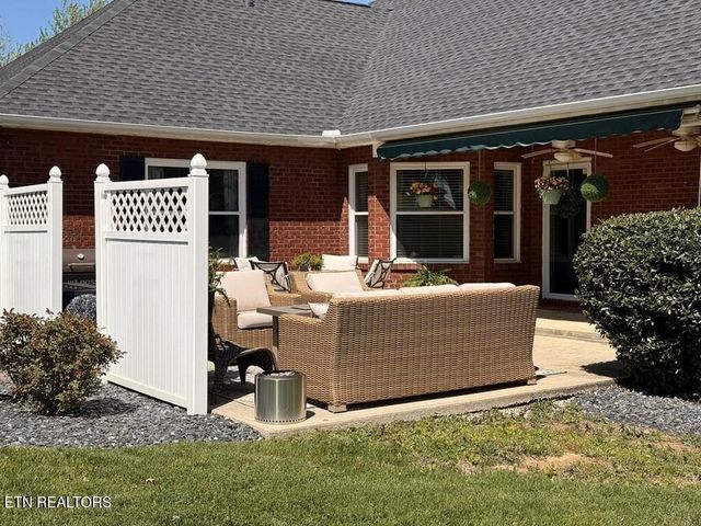 436 Westwood Dr, Sparta, TN 38583