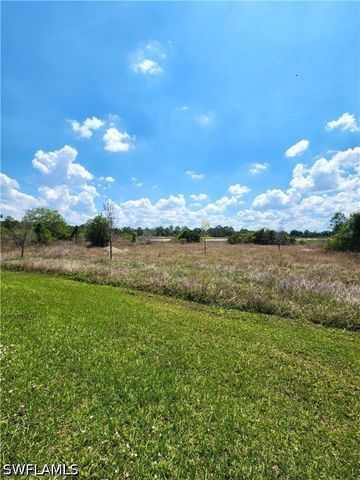 4270 64th AVE NE, Naples, FL 34120