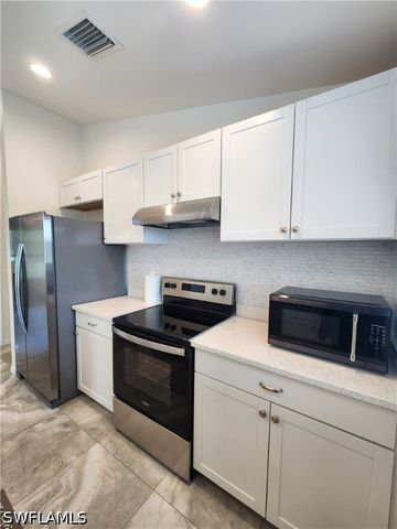 4270 64th AVE NE, Naples, FL 34120