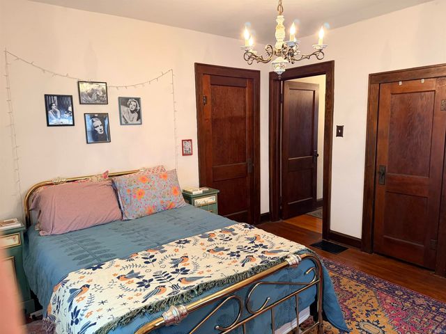 1725 S High Street, Muncie, IN 47302