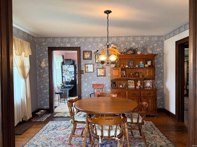 1725 S High Street, Muncie, IN 47302