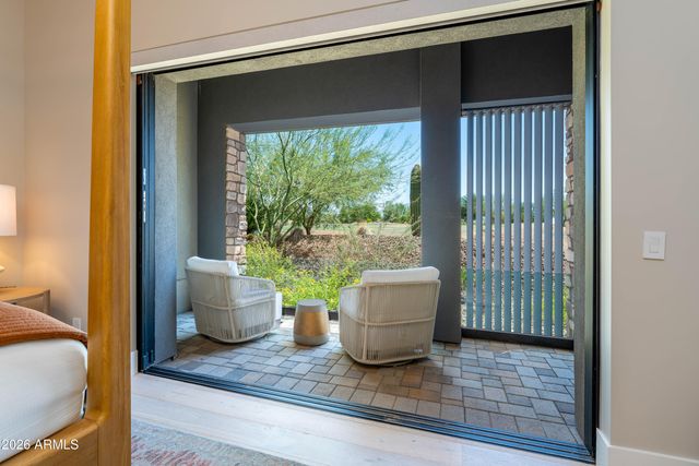 37200 N CAVE CREEK Road 1123, Scottsdale, AZ 85262