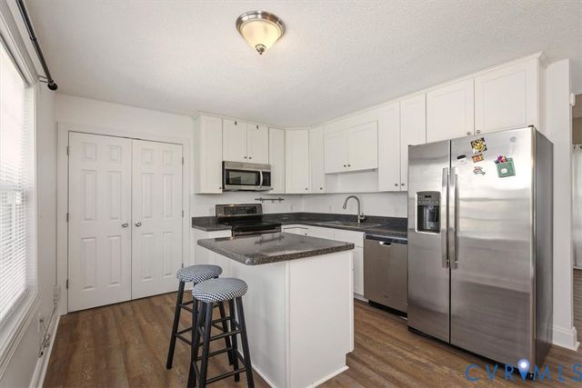 2835 Pine Meadows Cir, Chester, VA 23831