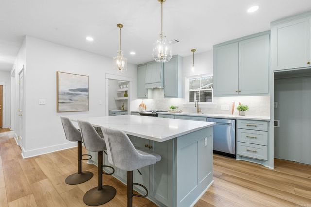 6300 Kenwood Road, Cammack Village, AR 72207