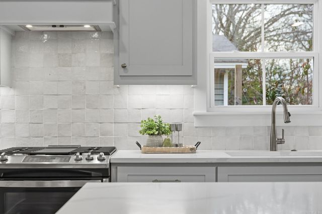 6300 Kenwood Road, Cammack Village, AR 72207