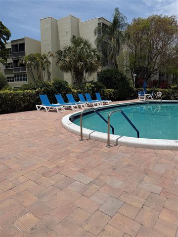 6701 Cypress Rd 109, Plantation, FL 33317
