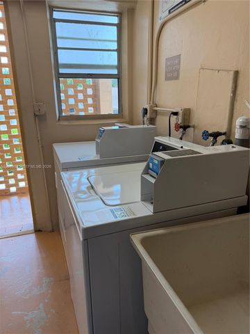 6701 Cypress Rd 109, Plantation, FL 33317