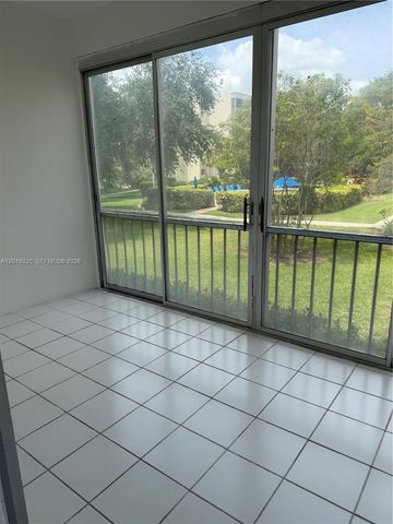 6701 Cypress Rd 109, Plantation, FL 33317