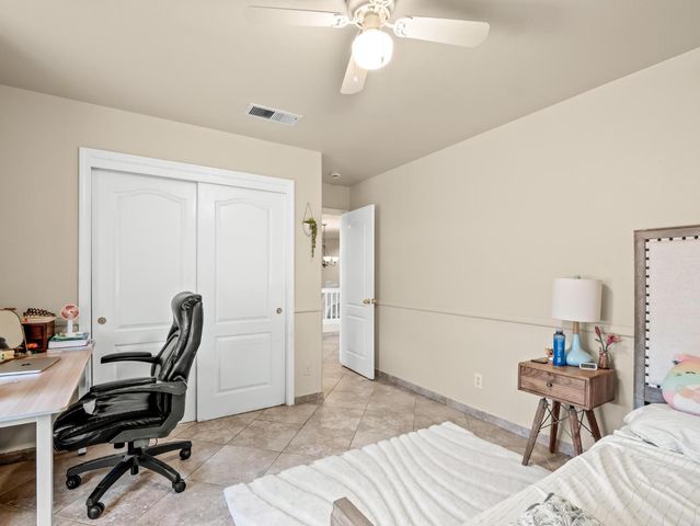 7236 N Bonadelle Avenue, Fresno, CA 93720