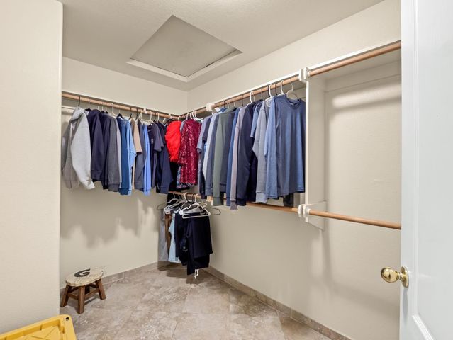 7236 N Bonadelle Avenue, Fresno, CA 93720