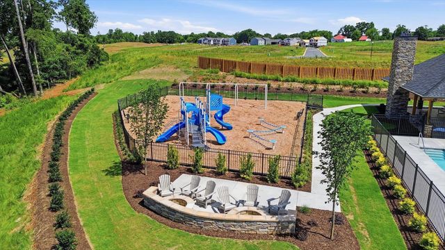 524 Carnbee Road, Woodruff, SC 29388
