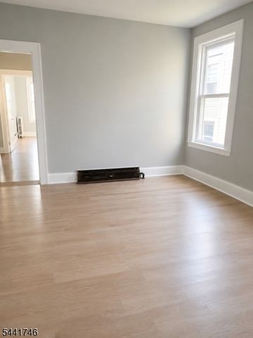 133 Isabella Ave, Newark City, NJ 07106