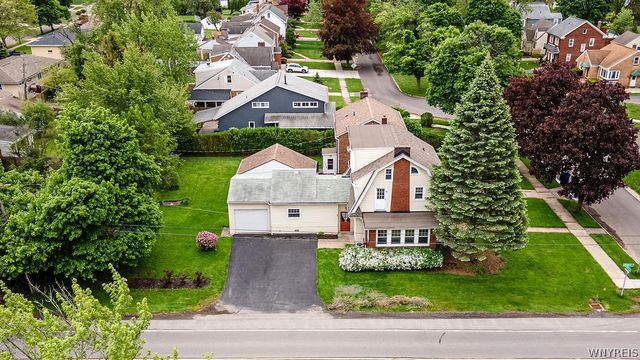 464 Roycroft Boulevard, Amherst, NY 14225