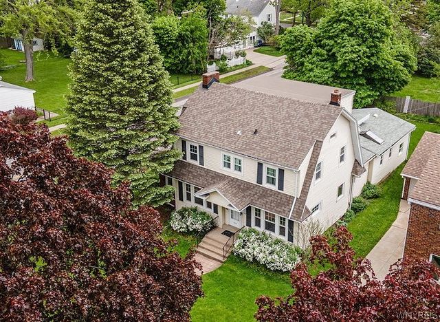 464 Roycroft Boulevard, Amherst, NY 14225
