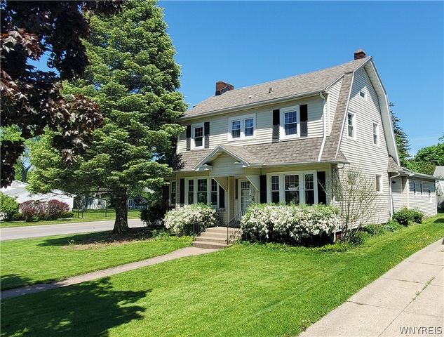 464 Roycroft Boulevard, Amherst, NY 14225