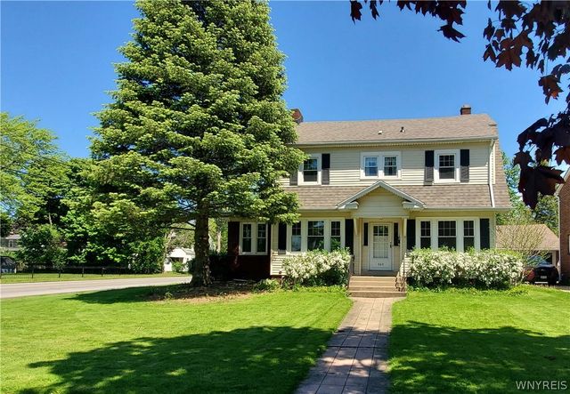 464 Roycroft Boulevard, Amherst, NY 14225