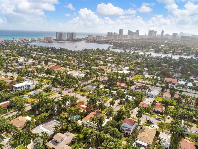 1017 Tyler St, Hollywood, FL 33019