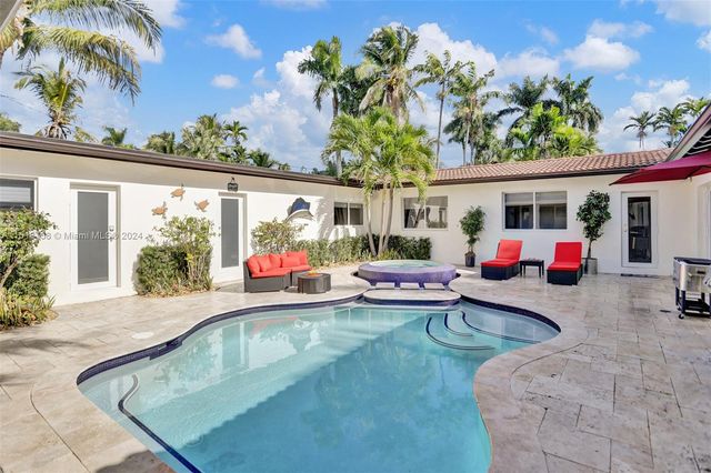 1017 Tyler St, Hollywood, FL 33019