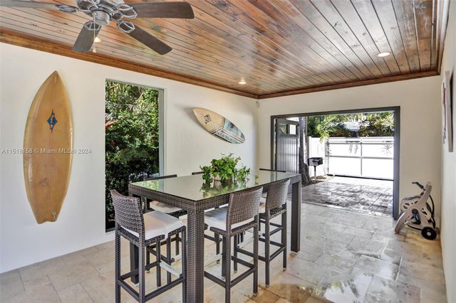 1017 Tyler St, Hollywood, FL 33019