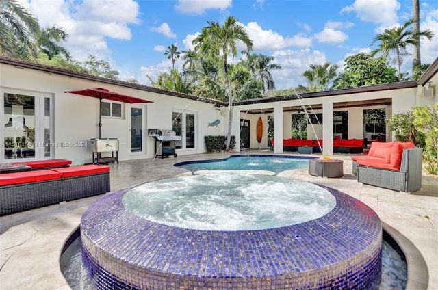 1017 Tyler St, Hollywood, FL 33019