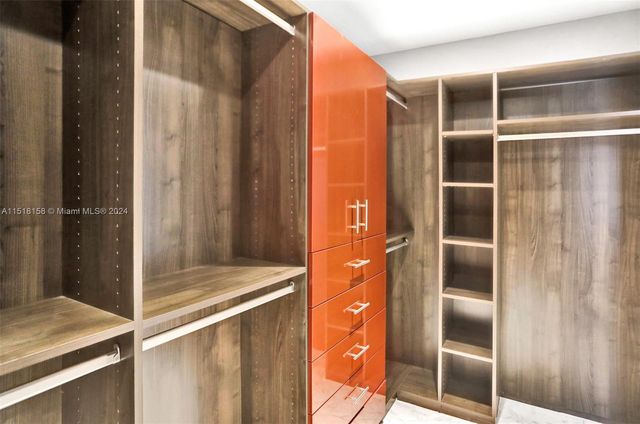 1017 Tyler St, Hollywood, FL 33019