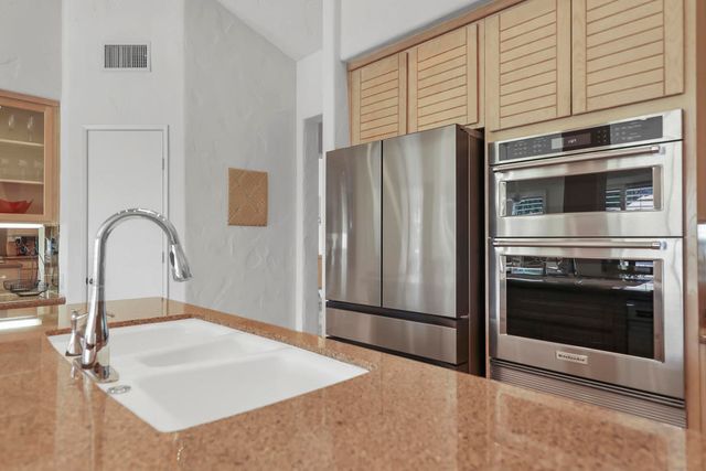 54190 Riviera, La Quinta, CA 92253