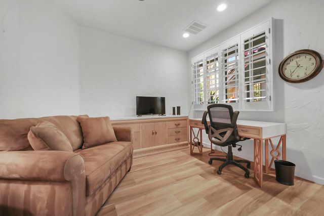 54190 Riviera, La Quinta, CA 92253