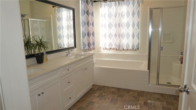 6895 Baroque Ct, San Bernardino, CA 92407