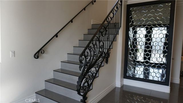 6895 Baroque Ct, San Bernardino, CA 92407