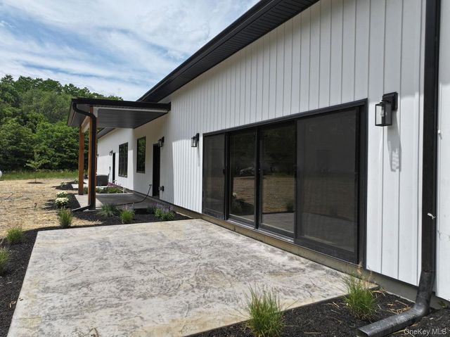 128 St Elmo Road, Wallkill, NY 12589