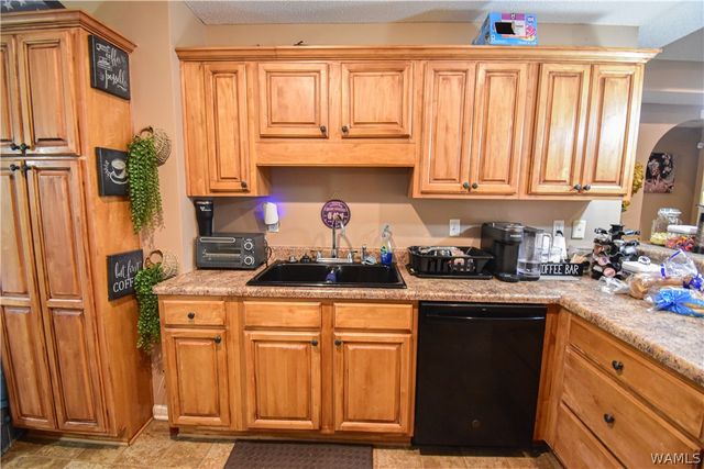 10410 Hunt, Tuscaloosa, AL 35405