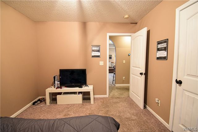 10410 Hunt, Tuscaloosa, AL 35405