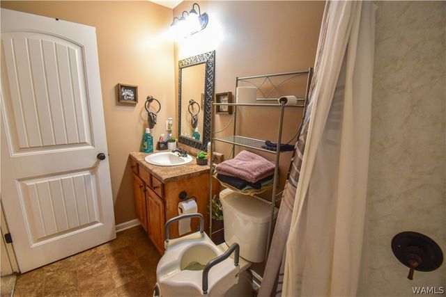 10410 Hunt, Tuscaloosa, AL 35405